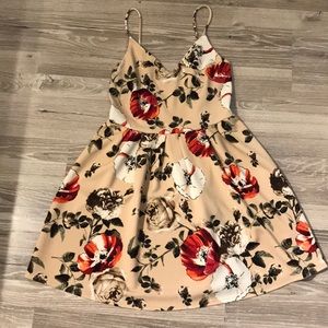 Tan Soprano dress with red flowers, large